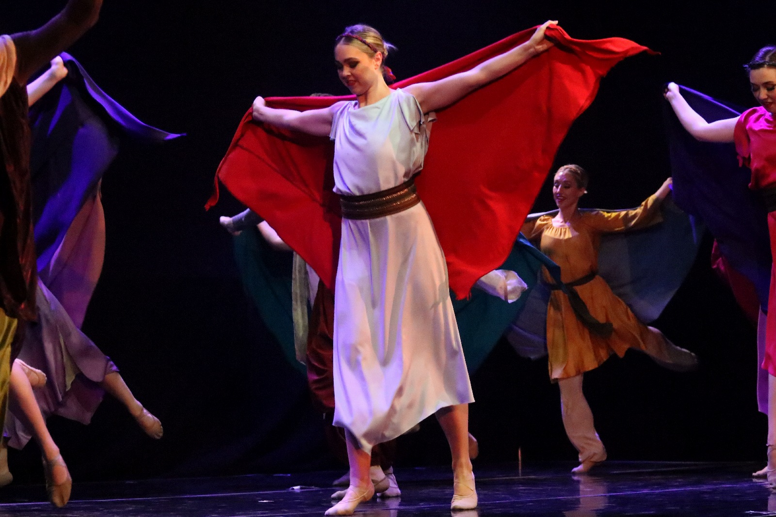 Ballet Magnificat w spektaklu Deliver us! (Wybaw nas)