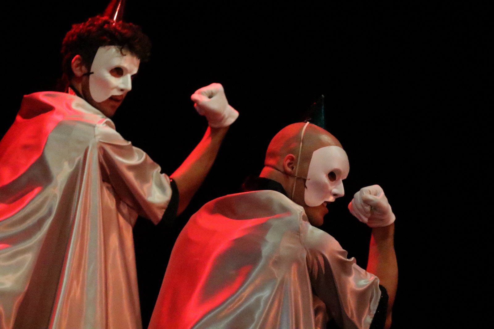 Ballet Magnificat w spektaklu Deliver us! (Wybaw nas)