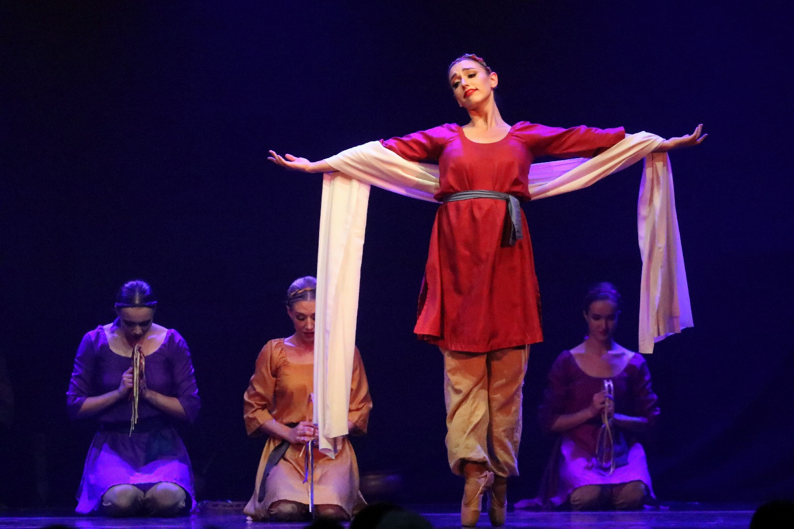 Ballet Magnificat w spektaklu Deliver us! (Wybaw nas)