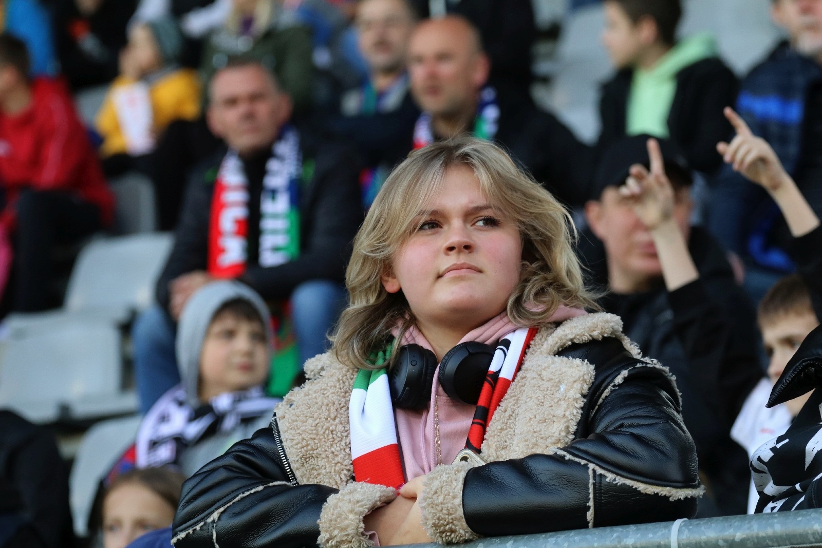 Mimo dopingu kibiców Miedź przegrywa z Widzewem