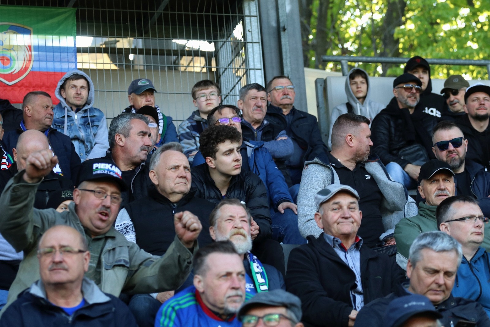 Mimo dopingu kibiców Miedź przegrywa z Widzewem