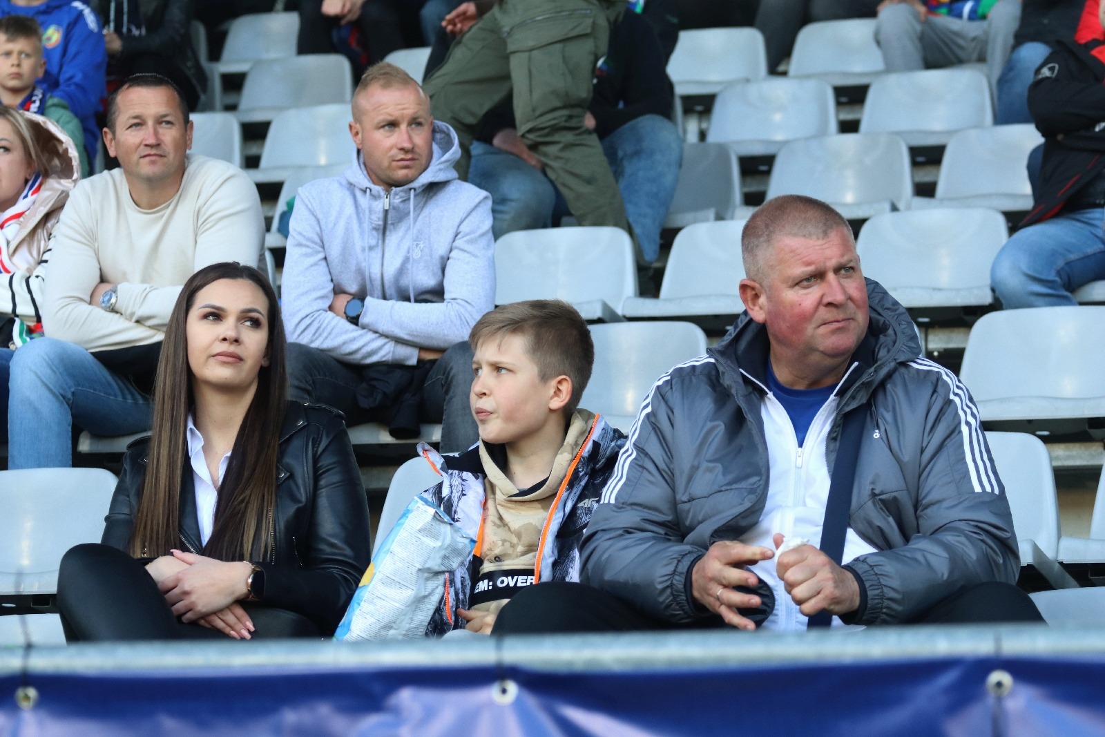 Mimo dopingu kibiców Miedź przegrywa z Widzewem
