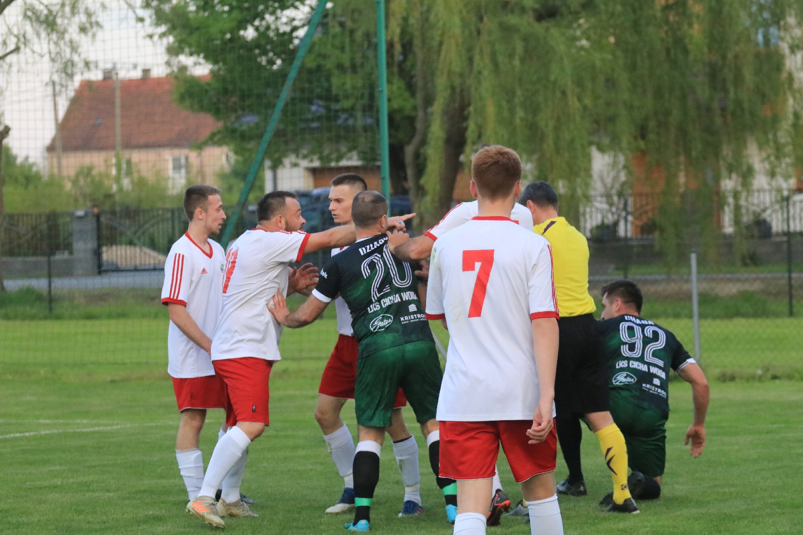 Cicha Woda pokonała Orkan na boisku w Szedrzykowicach