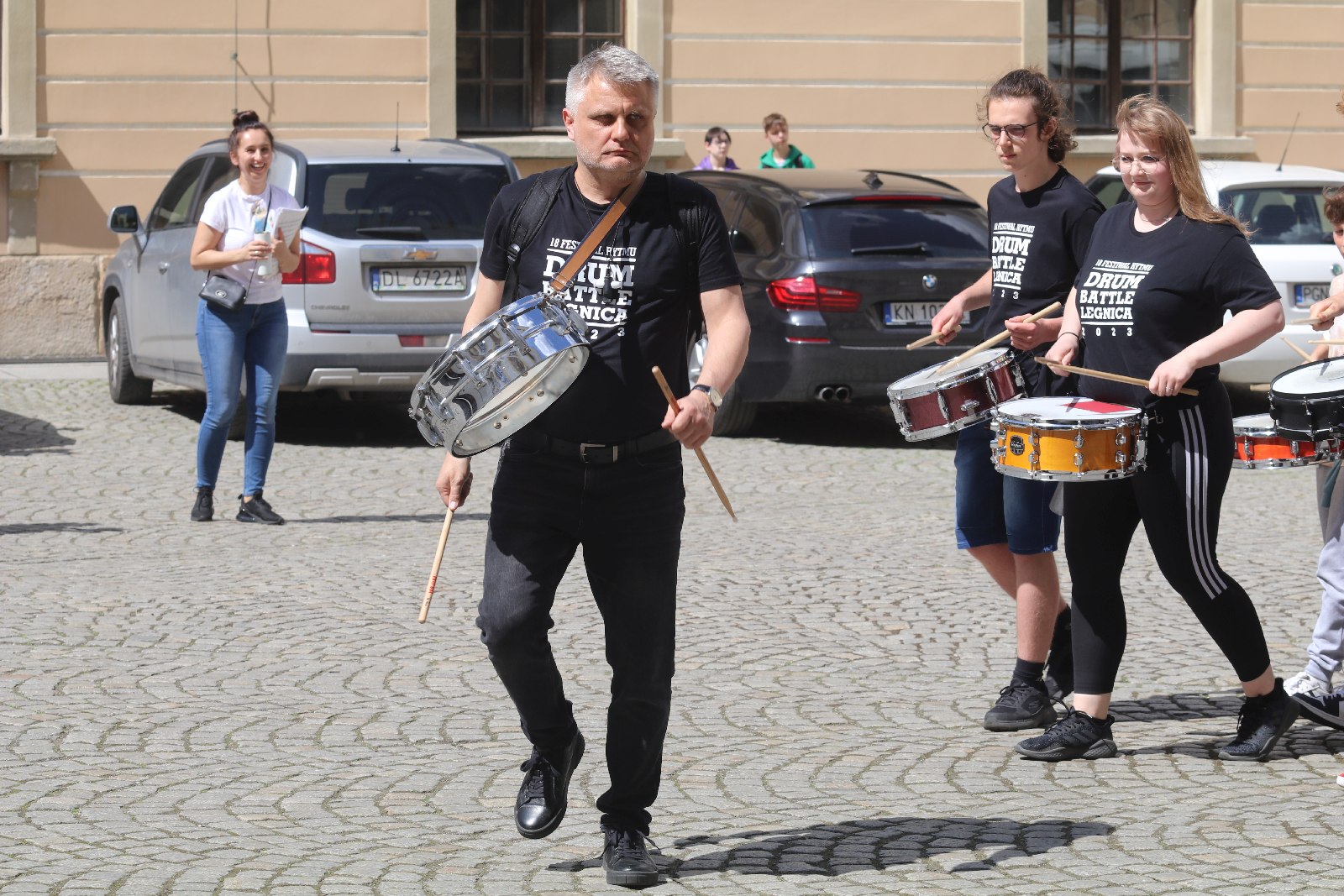 Parada perkusyjna pod wodzą Jacka Muzioła przeszła przez Legnicę