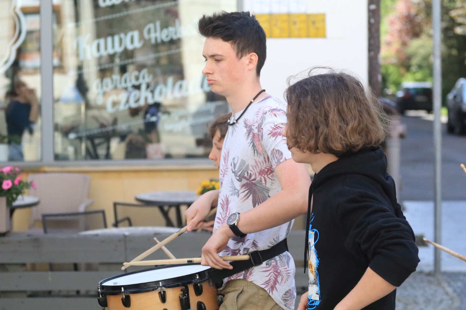 Parada perkusyjna pod wodzą Jacka Muzioła przeszła przez Legnicę