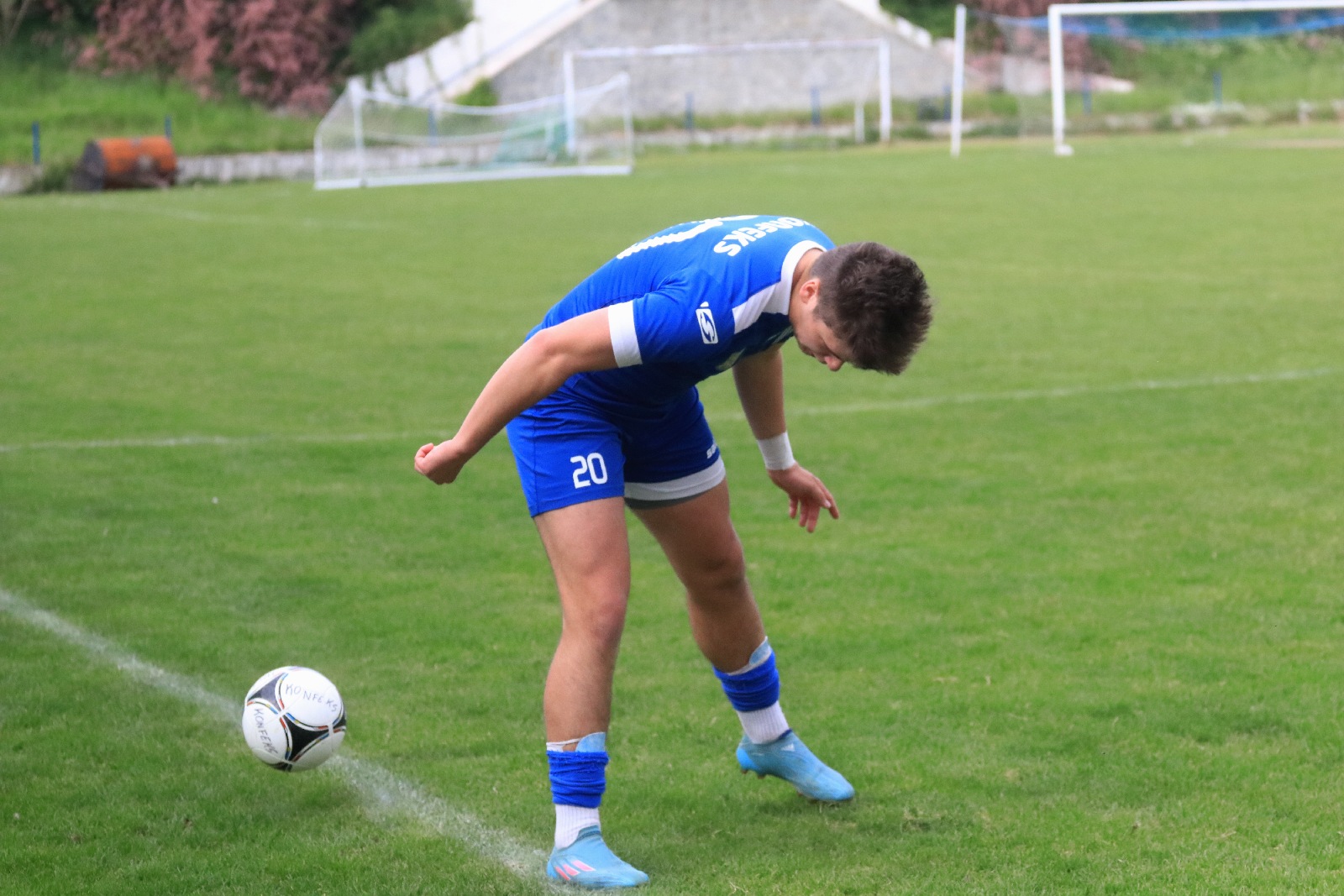 Konfeks Legnica w dziesiątkę wygrywa z Czarnymi Dziewin