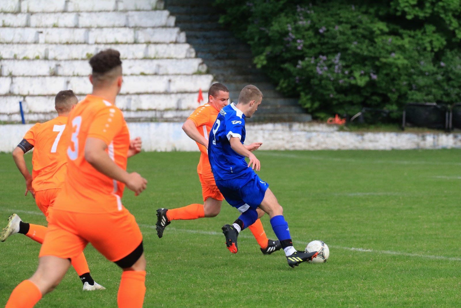 Konfeks Legnica w dziesiątkę wygrywa z Czarnymi Dziewin
