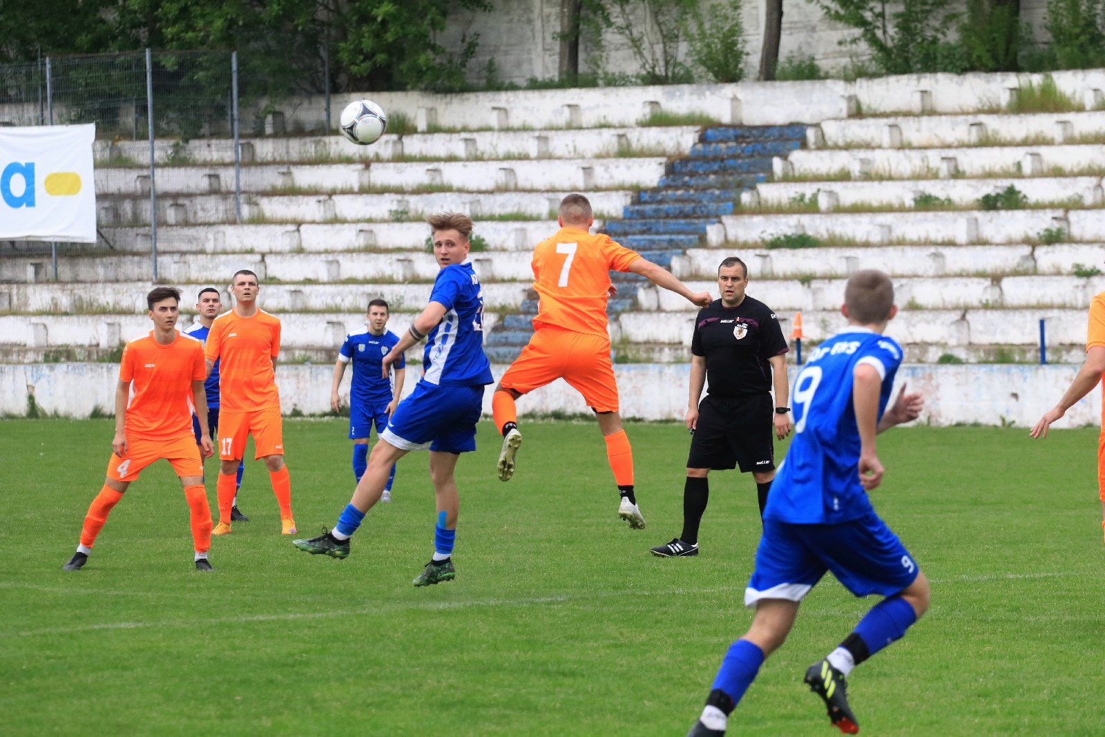 Konfeks Legnica w dziesiątkę wygrywa z Czarnymi Dziewin