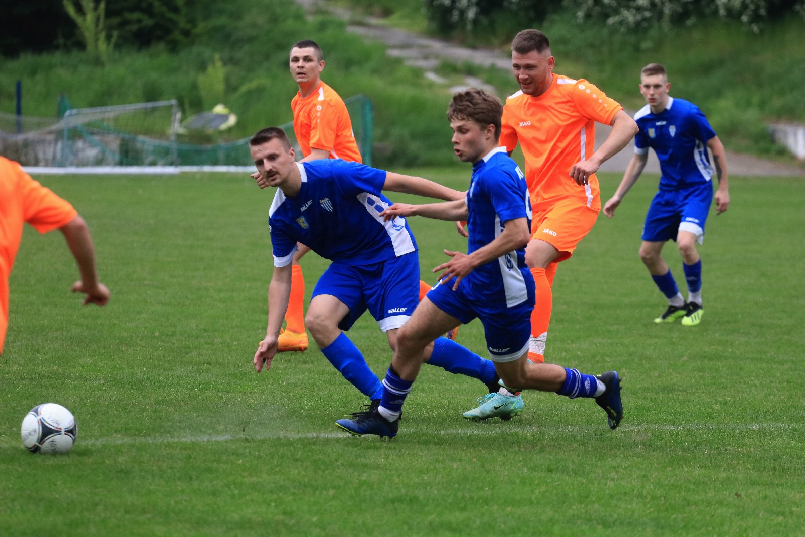 Konfeks Legnica w dziesiątkę wygrywa z Czarnymi Dziewin