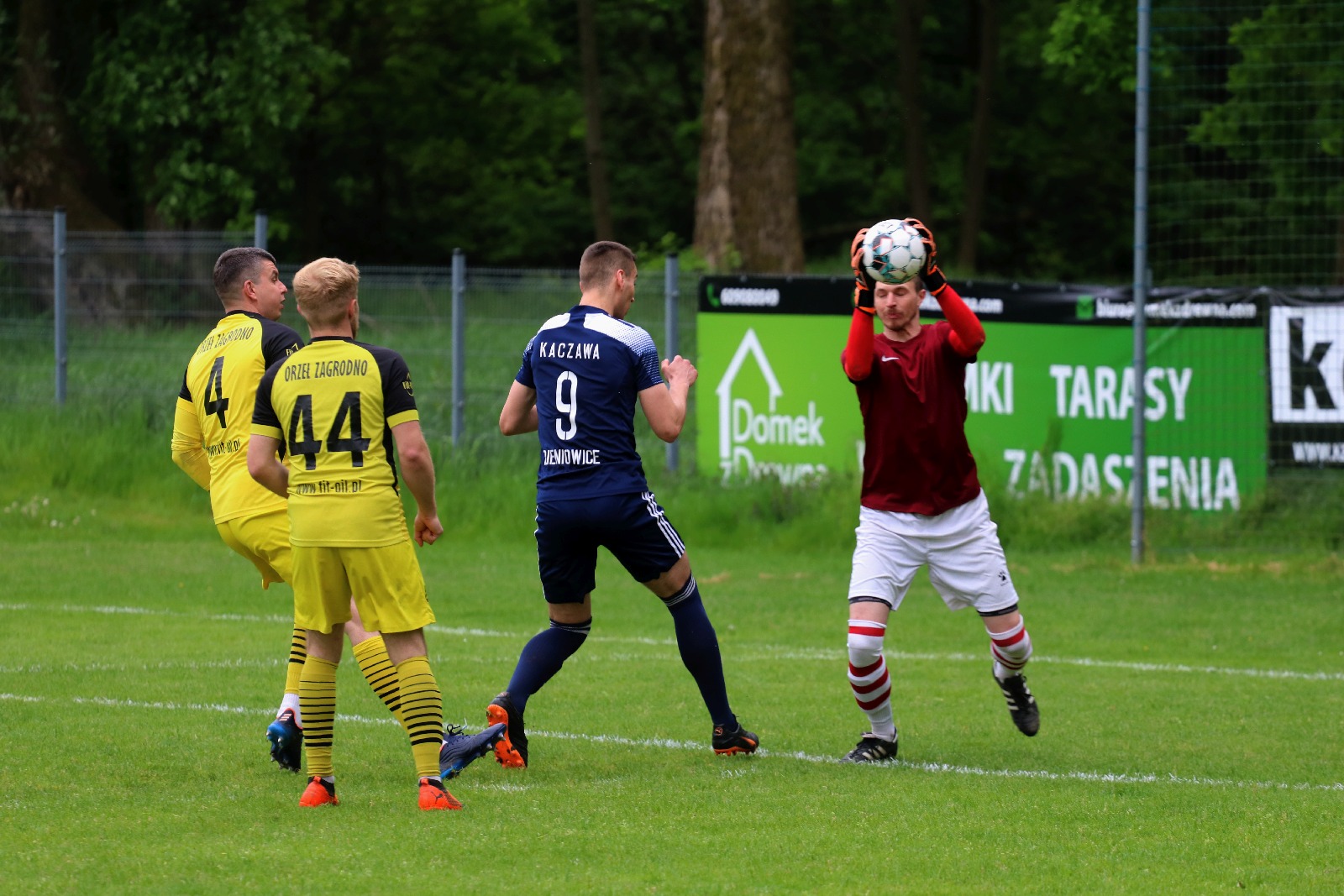Kaczawa Bieniowice pokonuje Orzeł Zagrodno w zaległym meczu