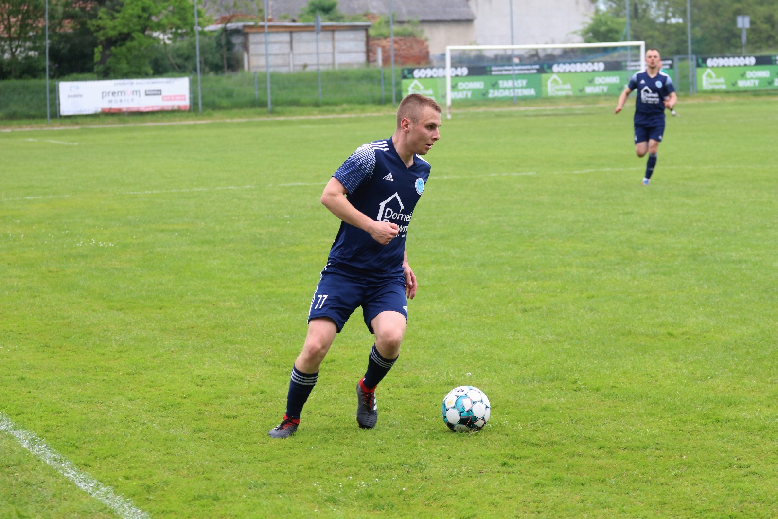 Kaczawa Bieniowice pokonuje Orzeł Zagrodno w zaległym meczu