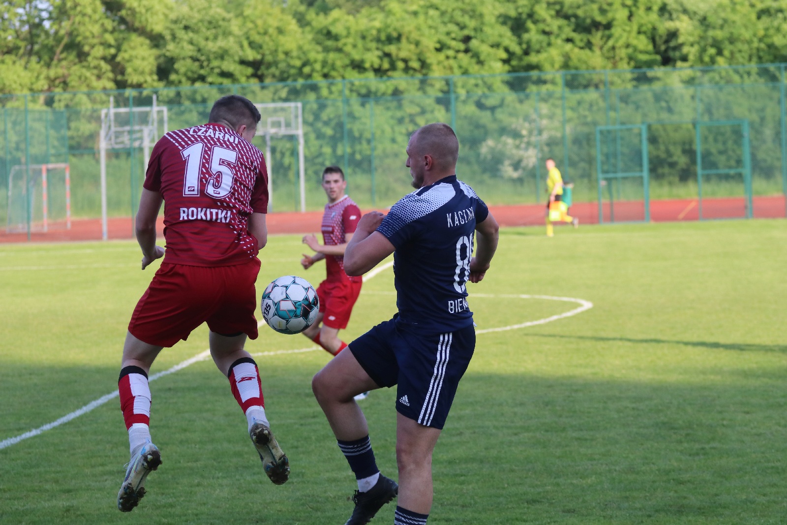Piłkarzom z Rokitek starczyło sił tylko na pierwszą połowę