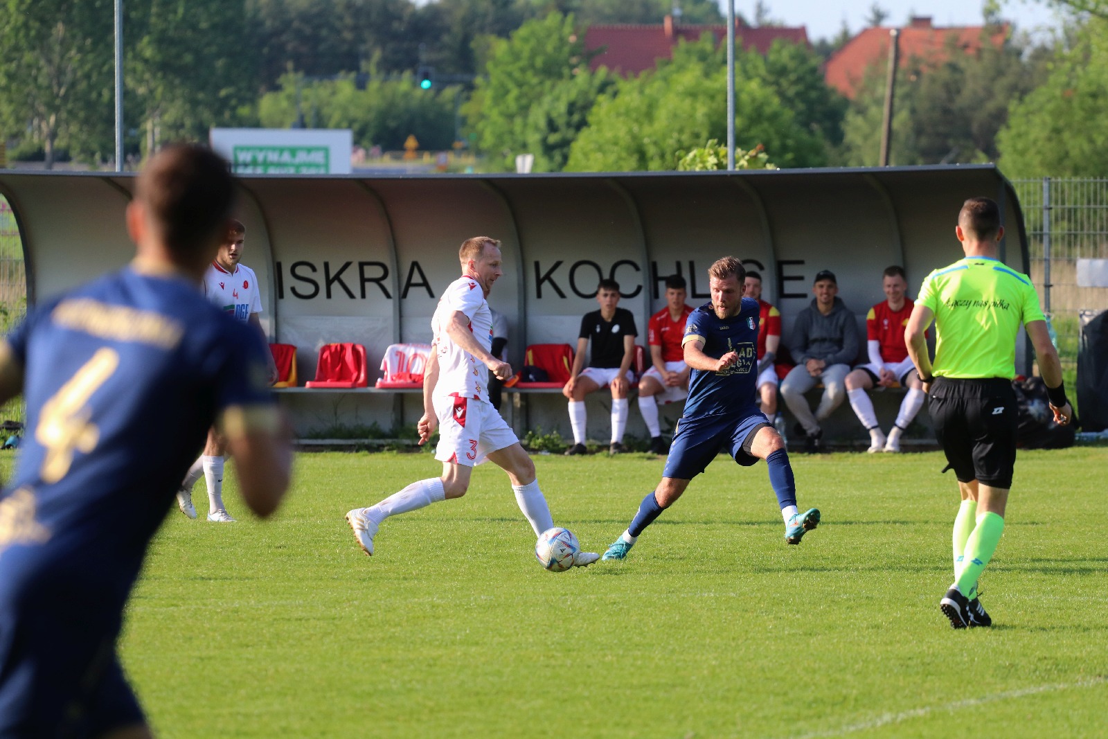Remis w Kochlicach. Hat trick Dawida Stachowiaka z Iskry