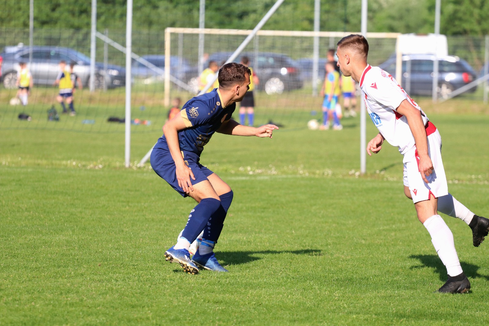 Remis w Kochlicach. Hat trick Dawida Stachowiaka z Iskry