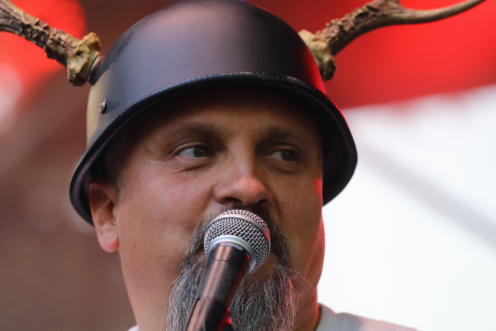 Michał Jelonek zrobił wielkie show nad jeziorem
