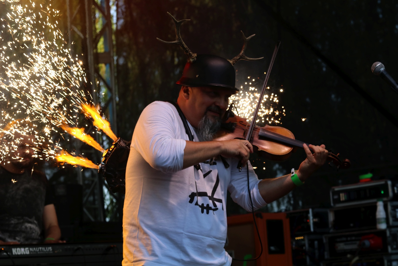 Michał Jelonek zrobił wielkie show nad jeziorem
