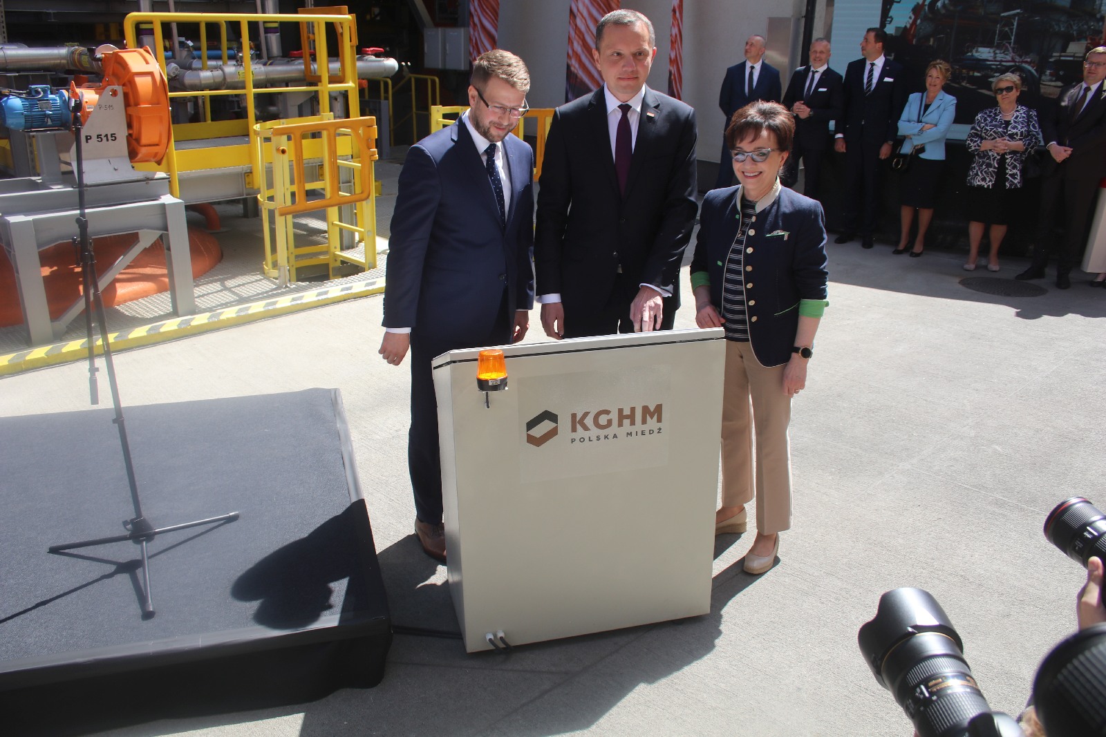 Instalacja „Solinox” już oczyszcza gazy poprocesowe w hucie