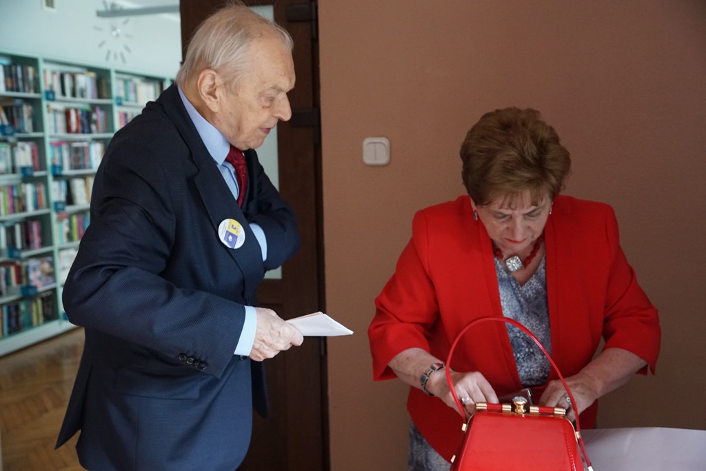 Sztandar dla Koła Towarzystwa Przyjaciół Dzieci z Bieniowic