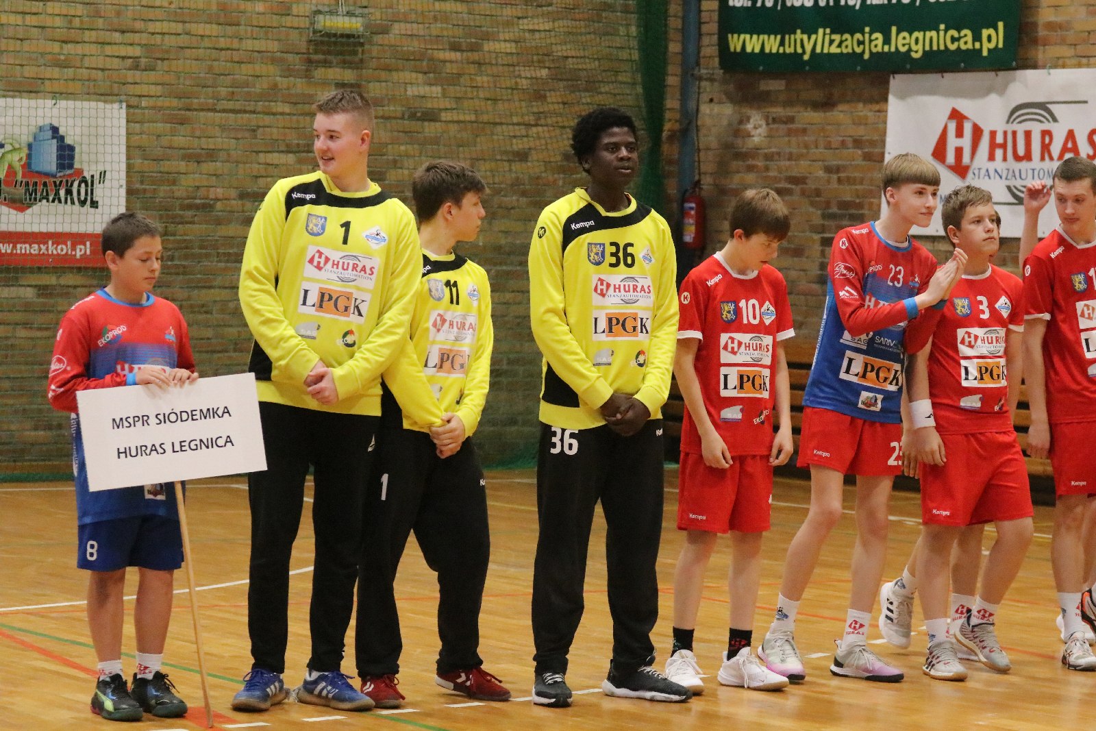 Młodzicy Siódemki Huras Legnica Mistrzami Polski