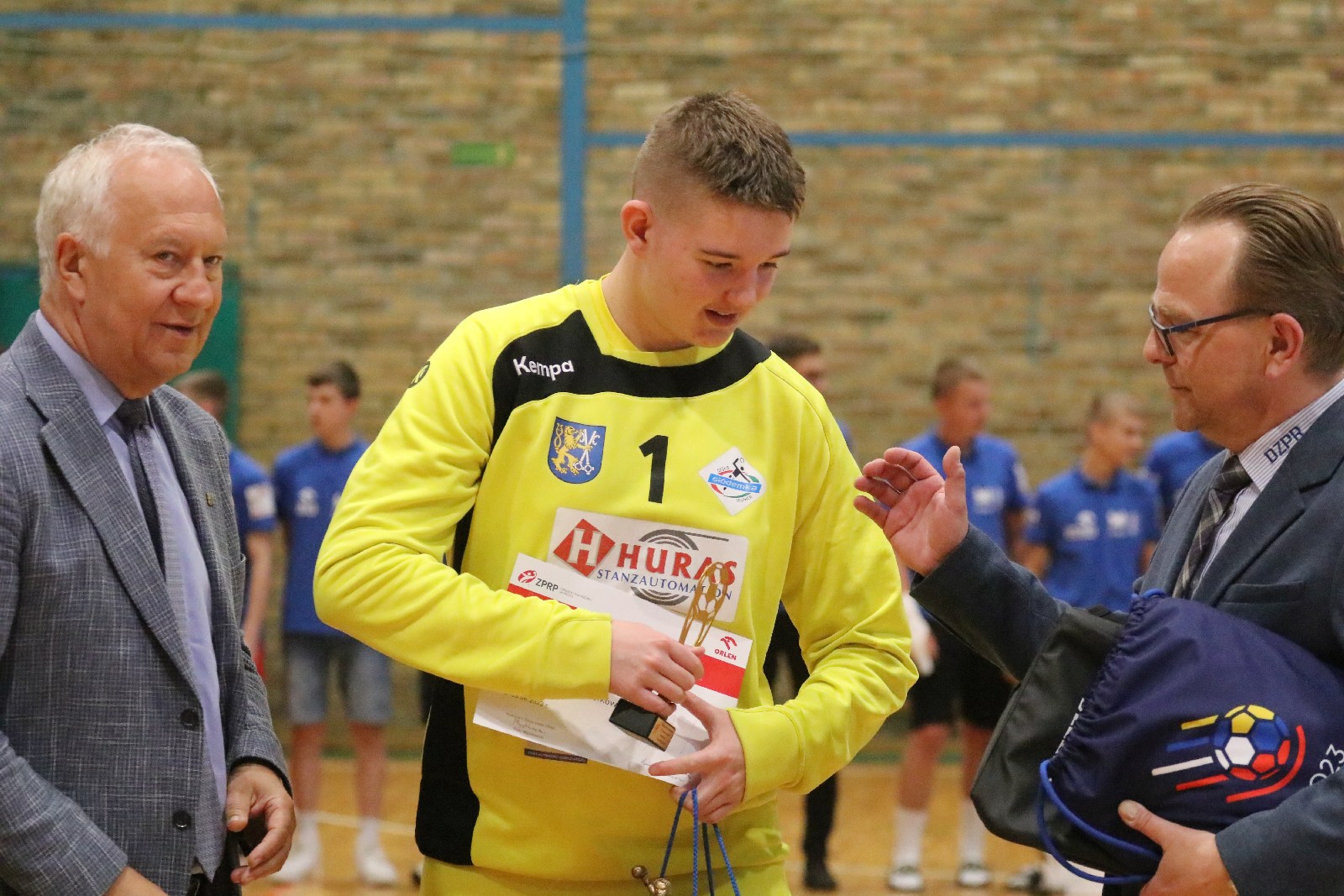 Młodzicy Siódemki Huras Legnica Mistrzami Polski
