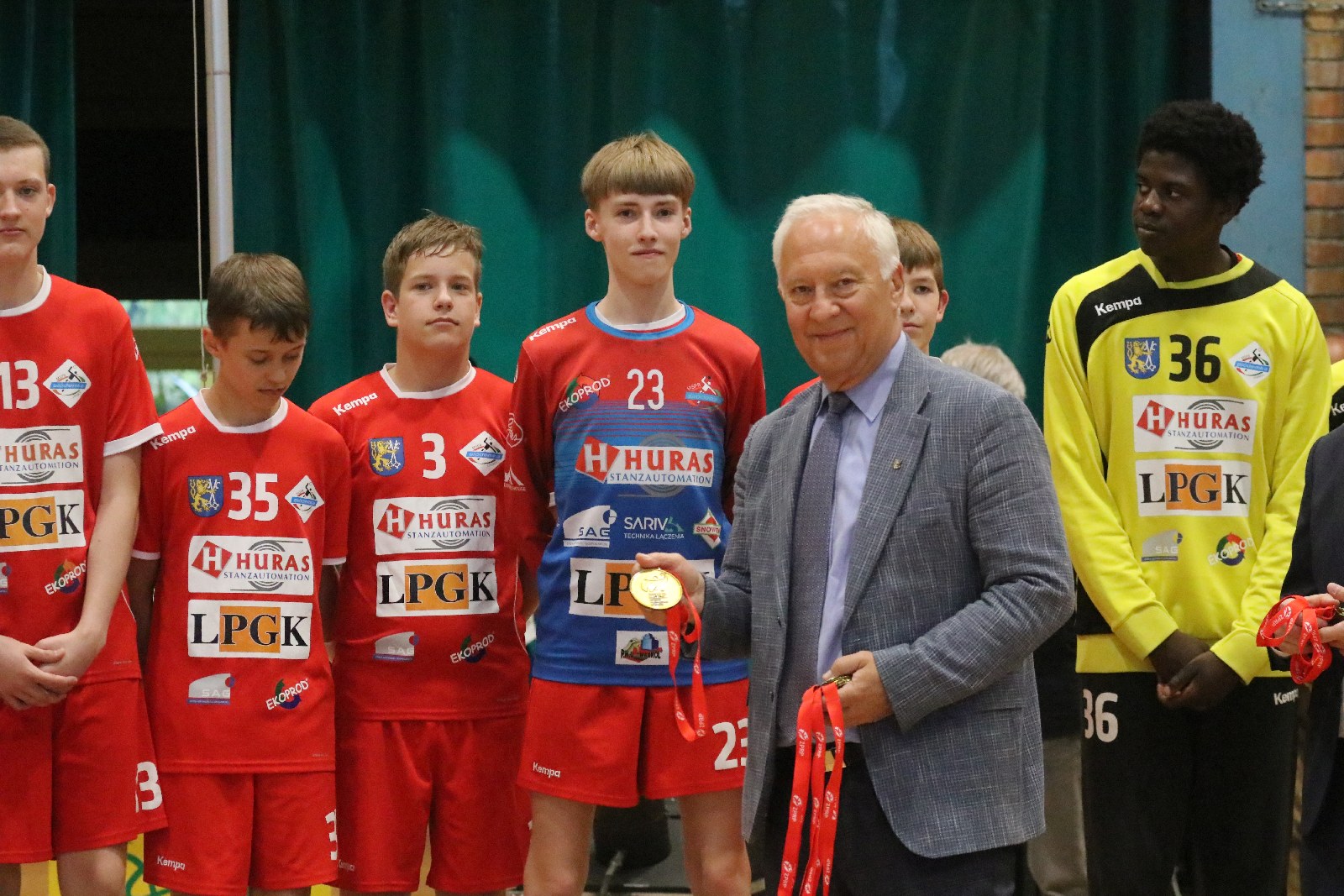 Młodzicy Siódemki Huras Legnica Mistrzami Polski