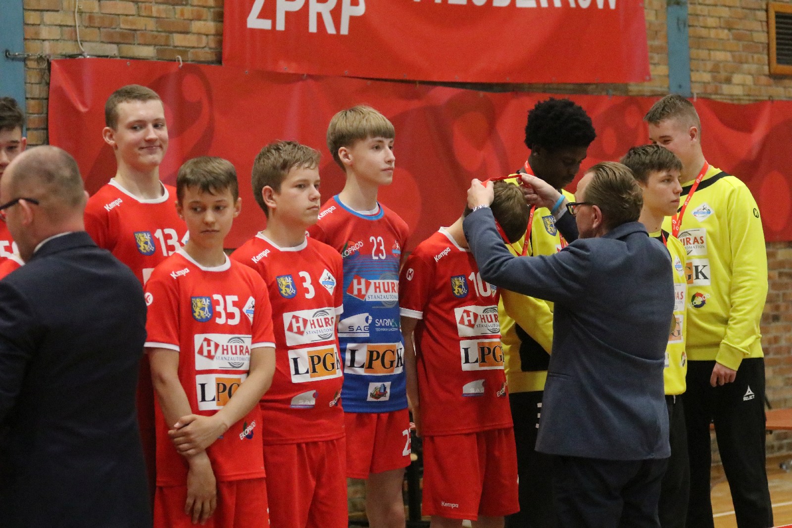 Młodzicy Siódemki Huras Legnica Mistrzami Polski