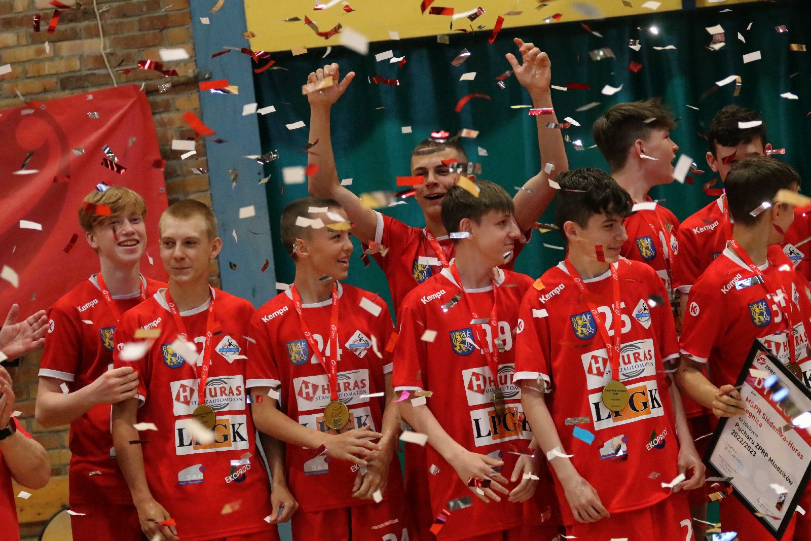 Młodzicy Siódemki Huras Legnica Mistrzami Polski