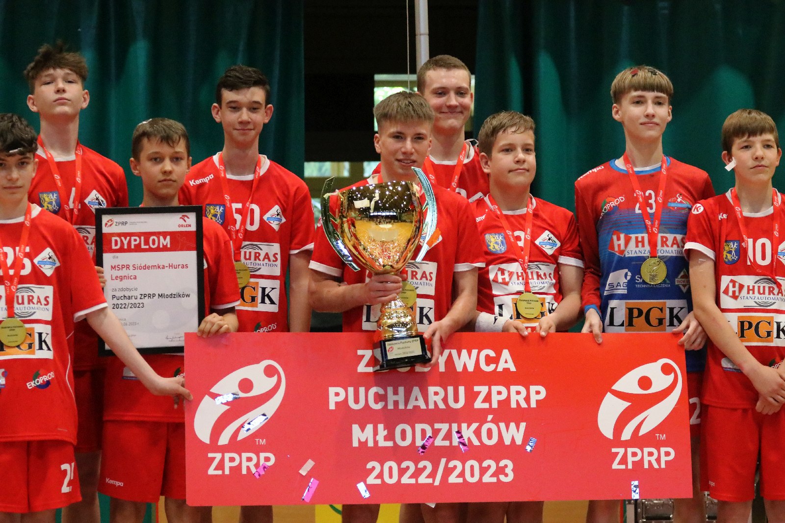 Młodzicy Siódemki Huras Legnica Mistrzami Polski