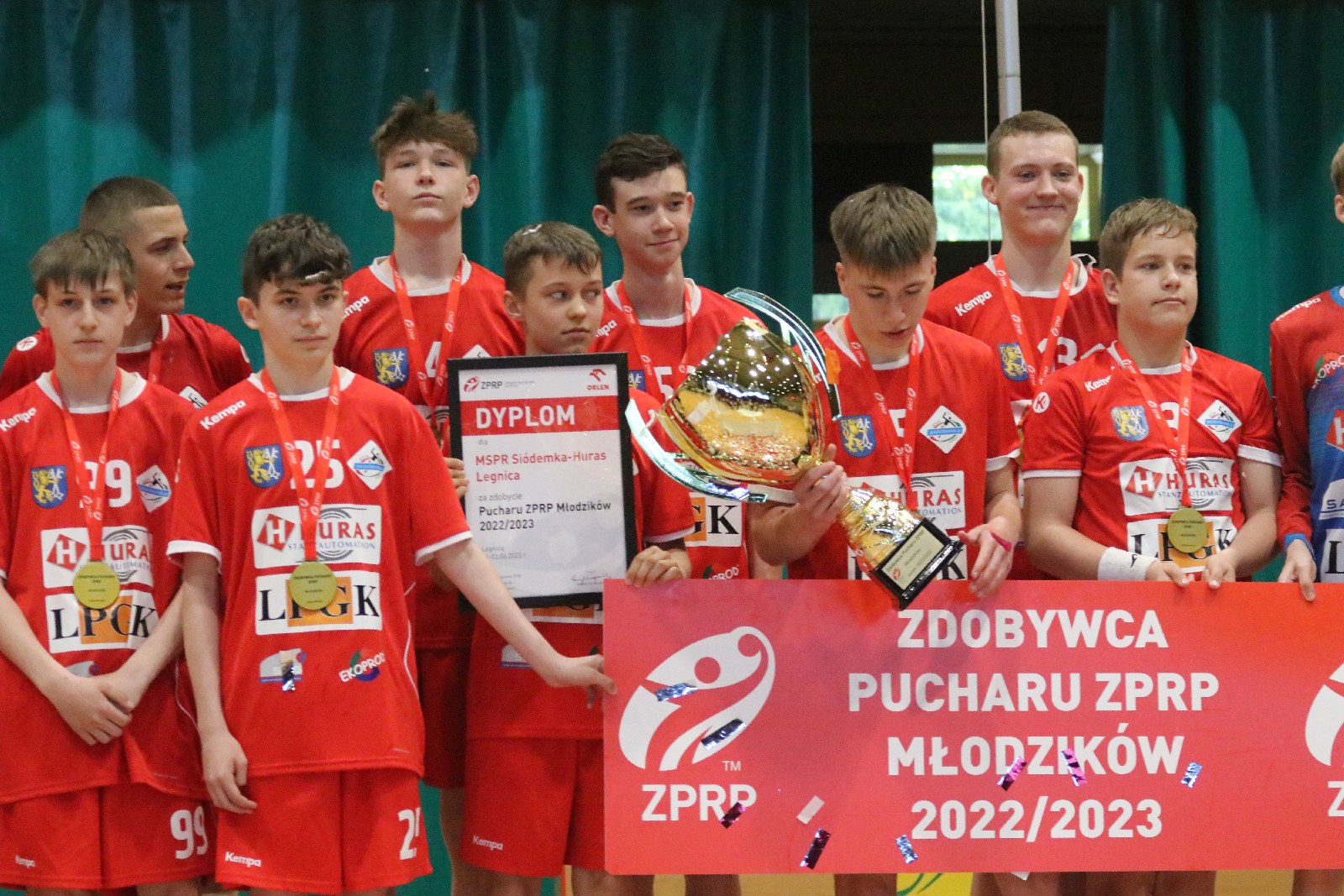 Młodzicy Siódemki Huras Legnica Mistrzami Polski