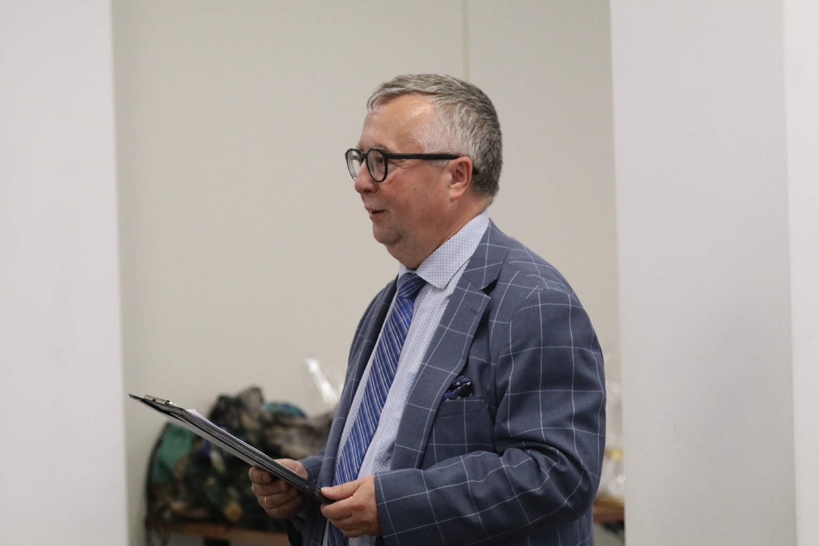 Symultana szachowa z Cherniaievem i wręczenie pucharów