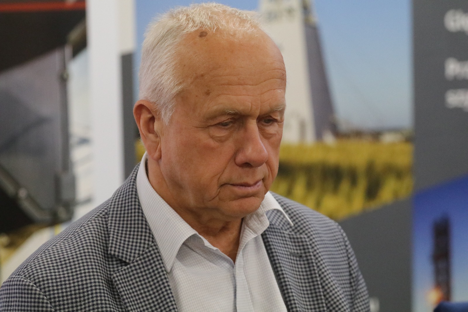 Symultana szachowa z Cherniaievem i wręczenie pucharów
