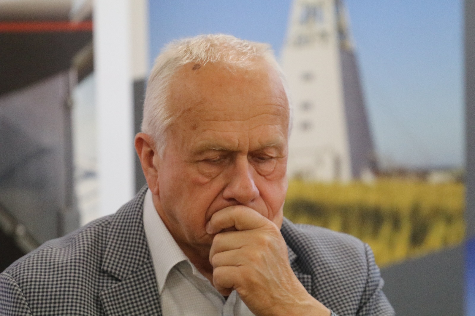 Symultana szachowa z Cherniaievem i wręczenie pucharów