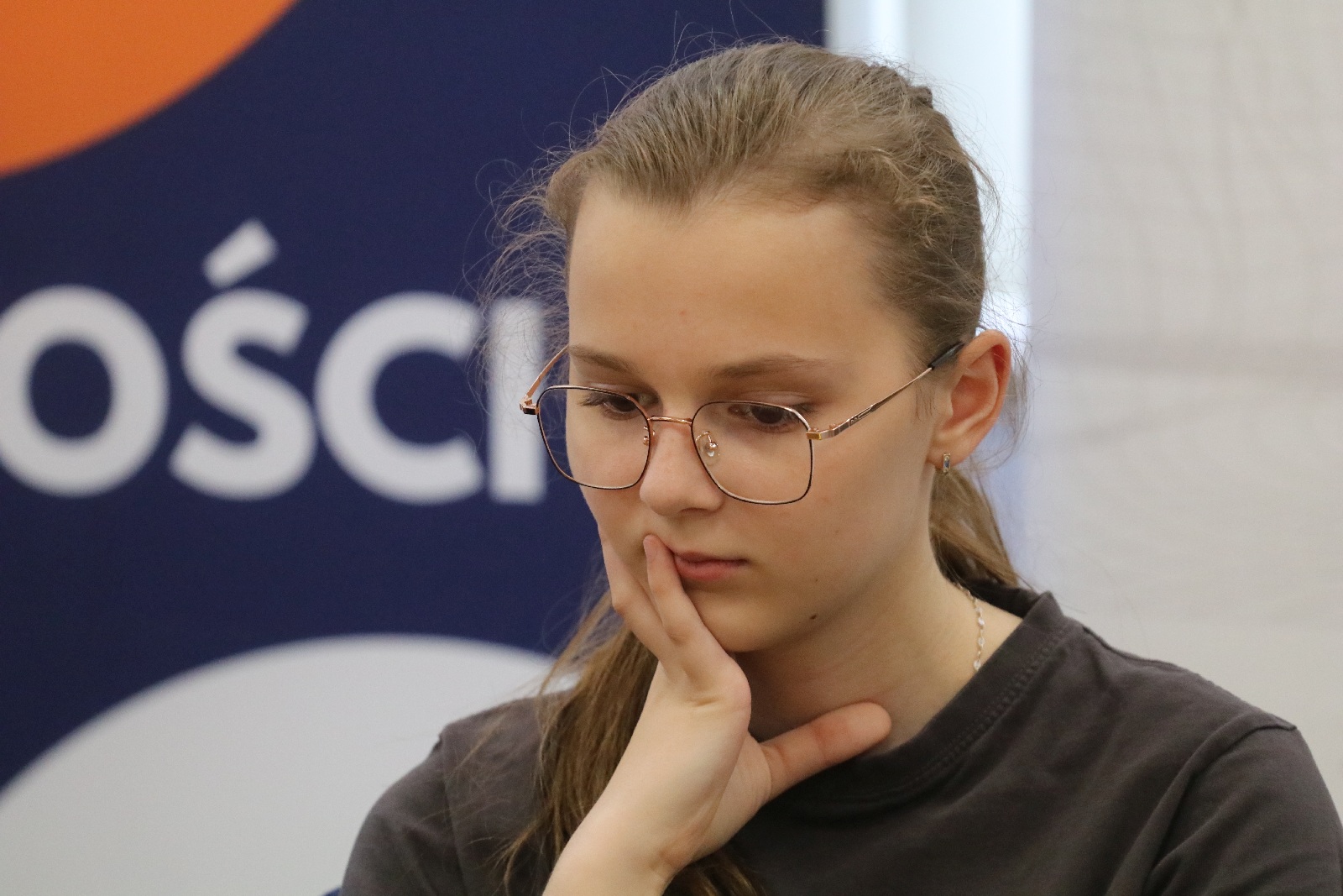 Symultana szachowa z Cherniaievem i wręczenie pucharów