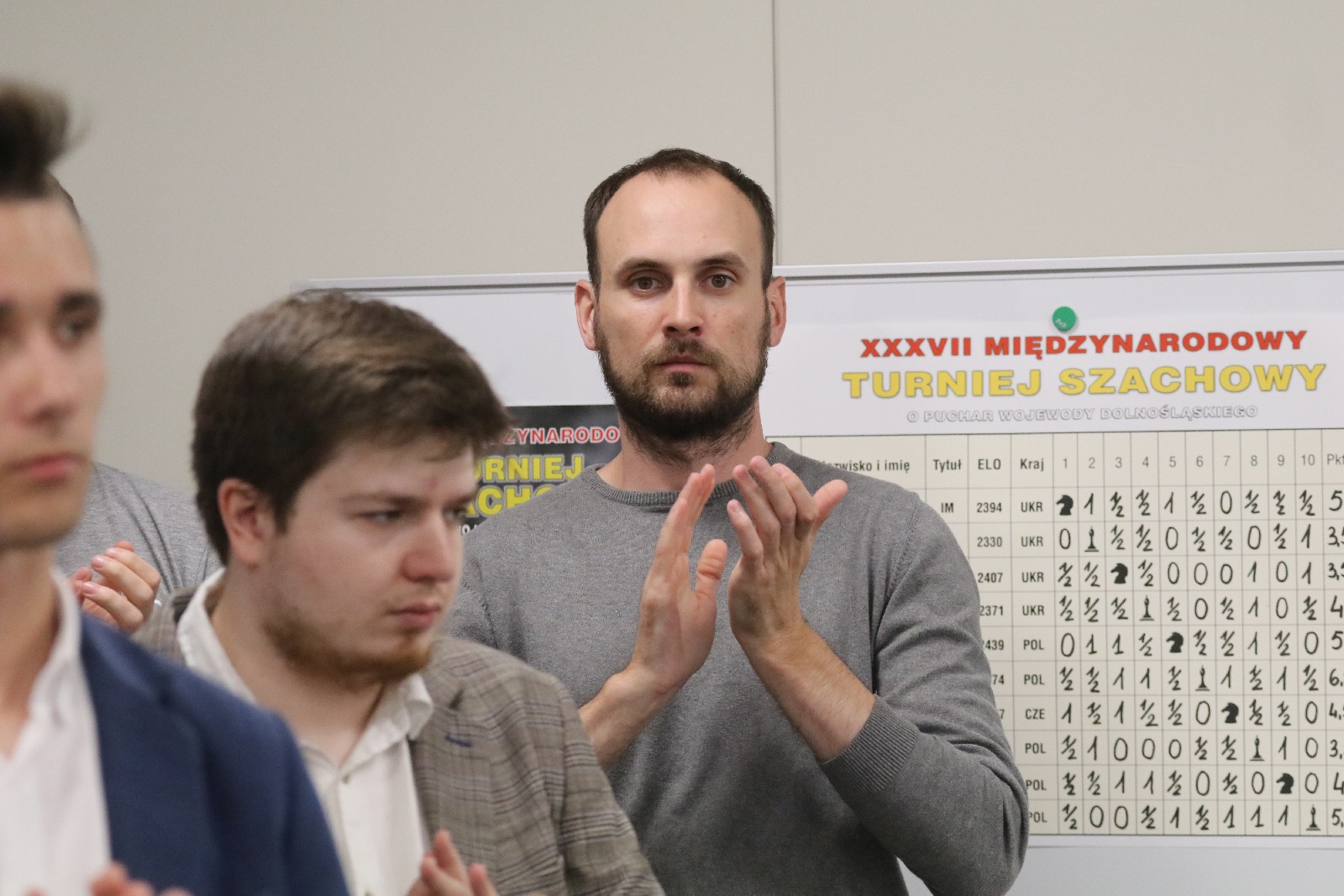 Symultana szachowa z Cherniaievem i wręczenie pucharów
