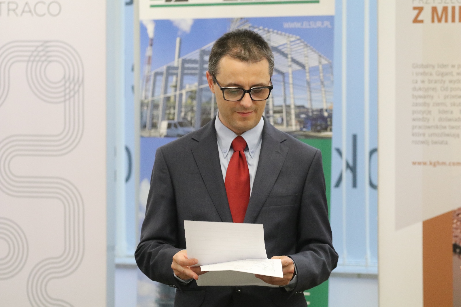 Symultana szachowa z Cherniaievem i wręczenie pucharów