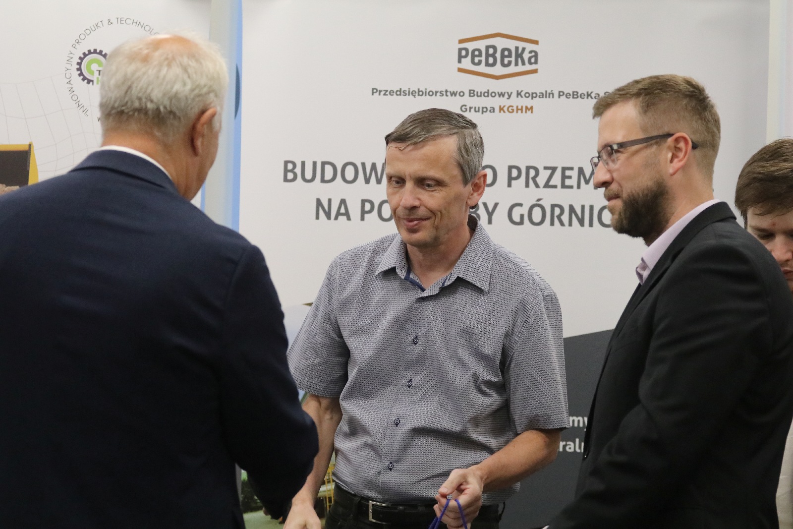 Symultana szachowa z Cherniaievem i wręczenie pucharów