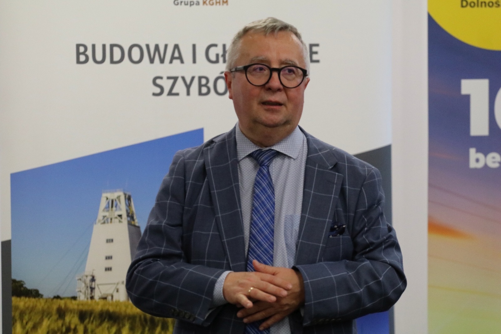 Symultana szachowa z Cherniaievem i wręczenie pucharów