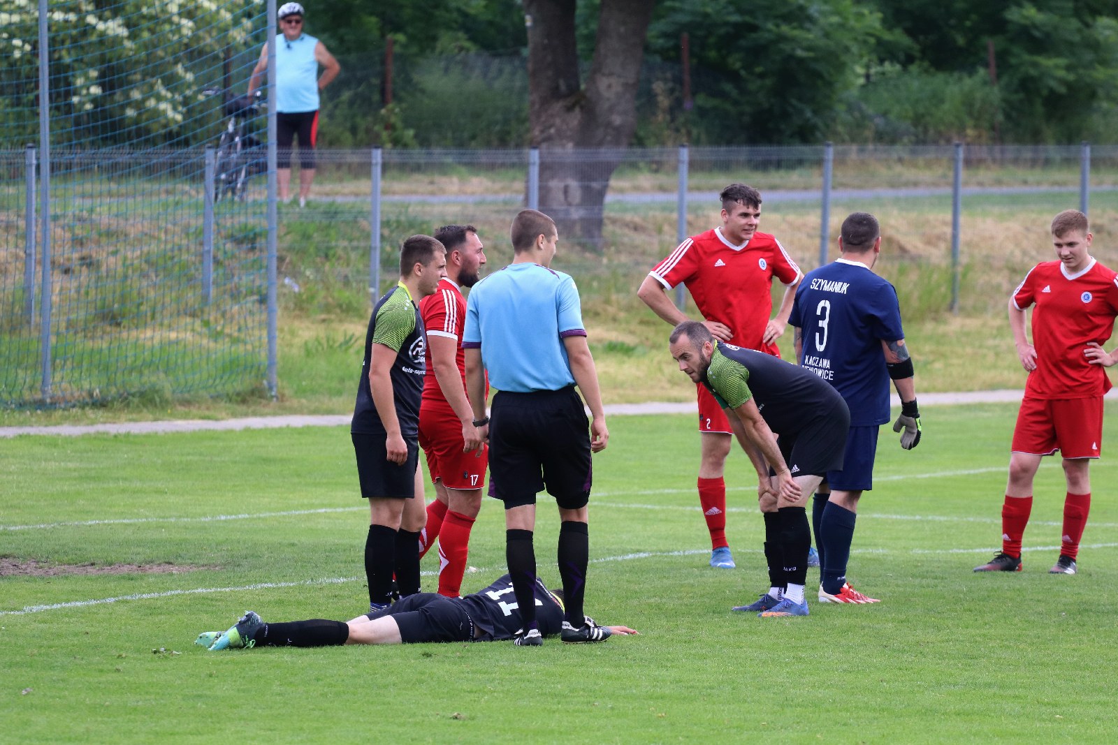 Podział punktów w Bieniowicach. Rezerwy zremisowały z Tęczą