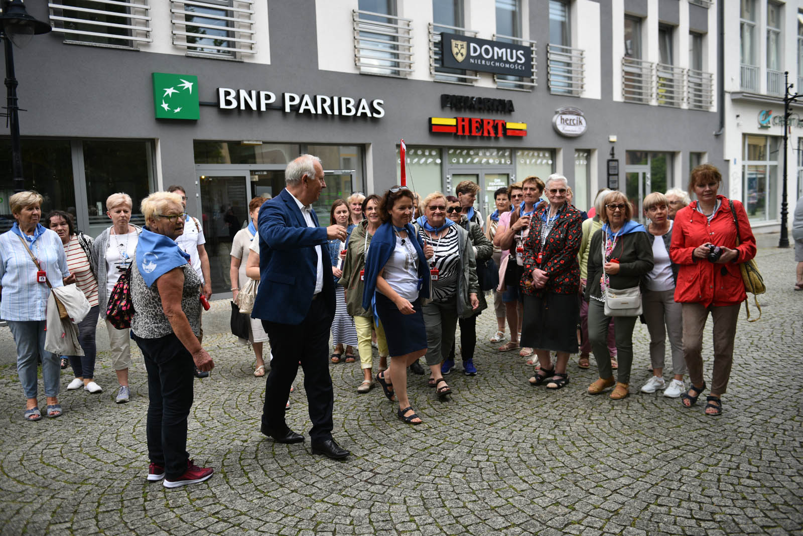Pod rzeźbą Filipa odsłonięto kolejną tablicę pamięci artysty