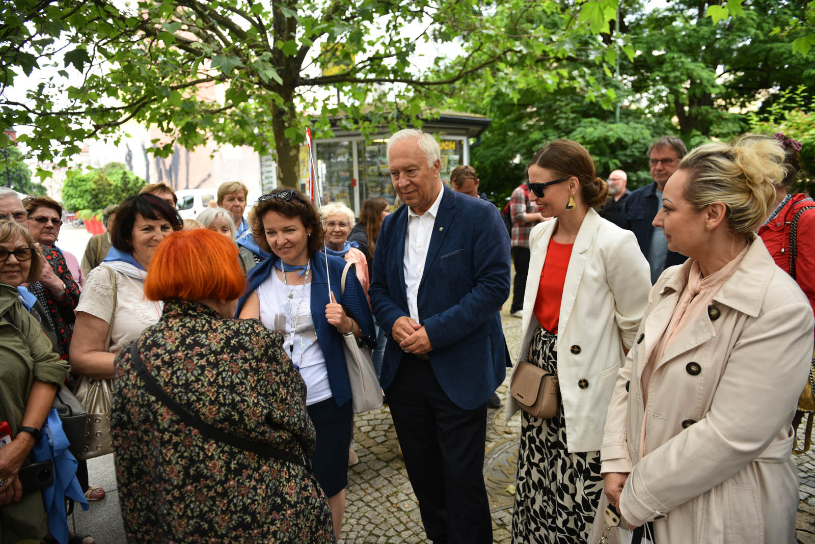 Pod rzeźbą Filipa odsłonięto kolejną tablicę pamięci artysty