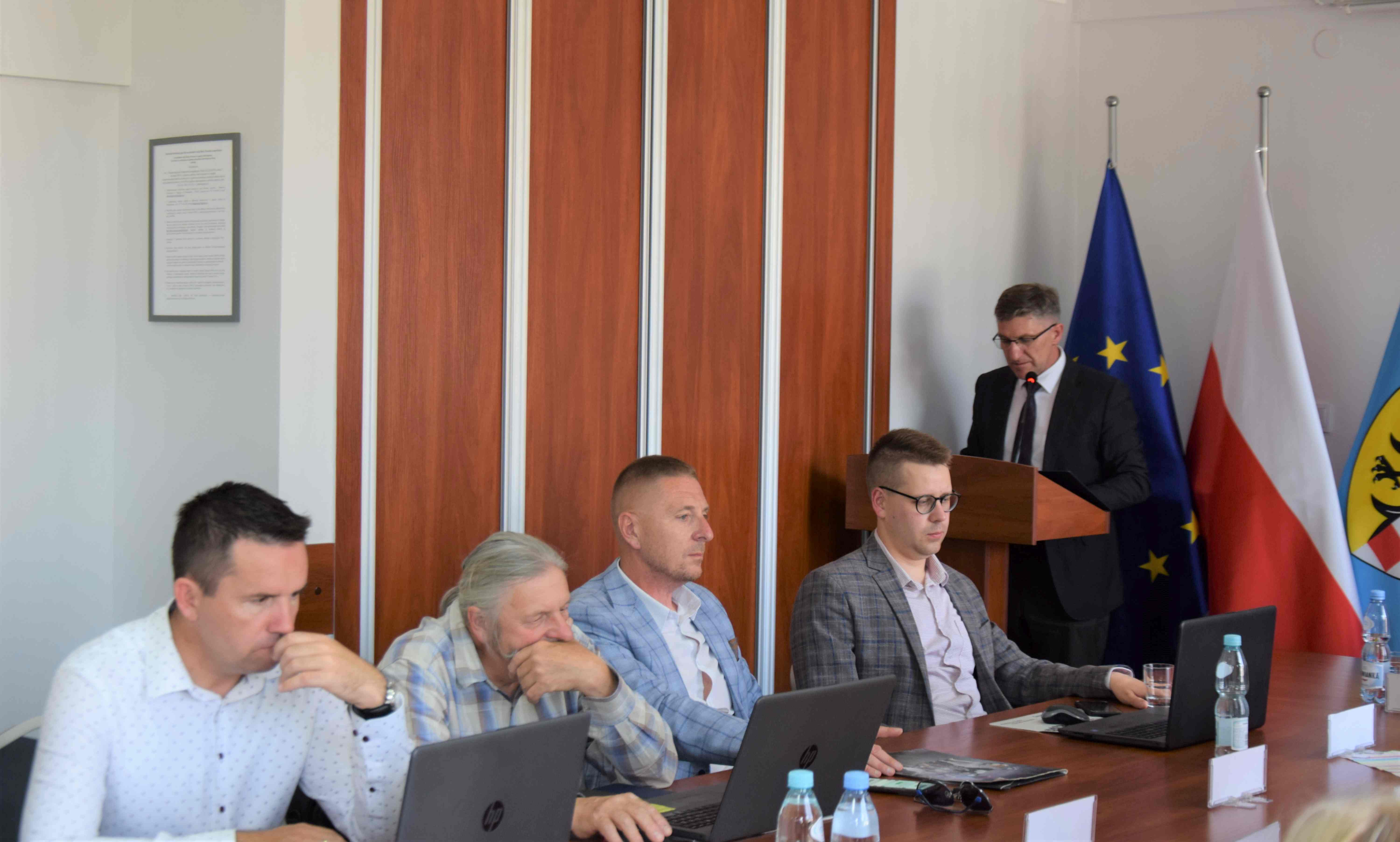 Ostatnia przedwakacyjna sesja Rady Powiatu Legnickiego