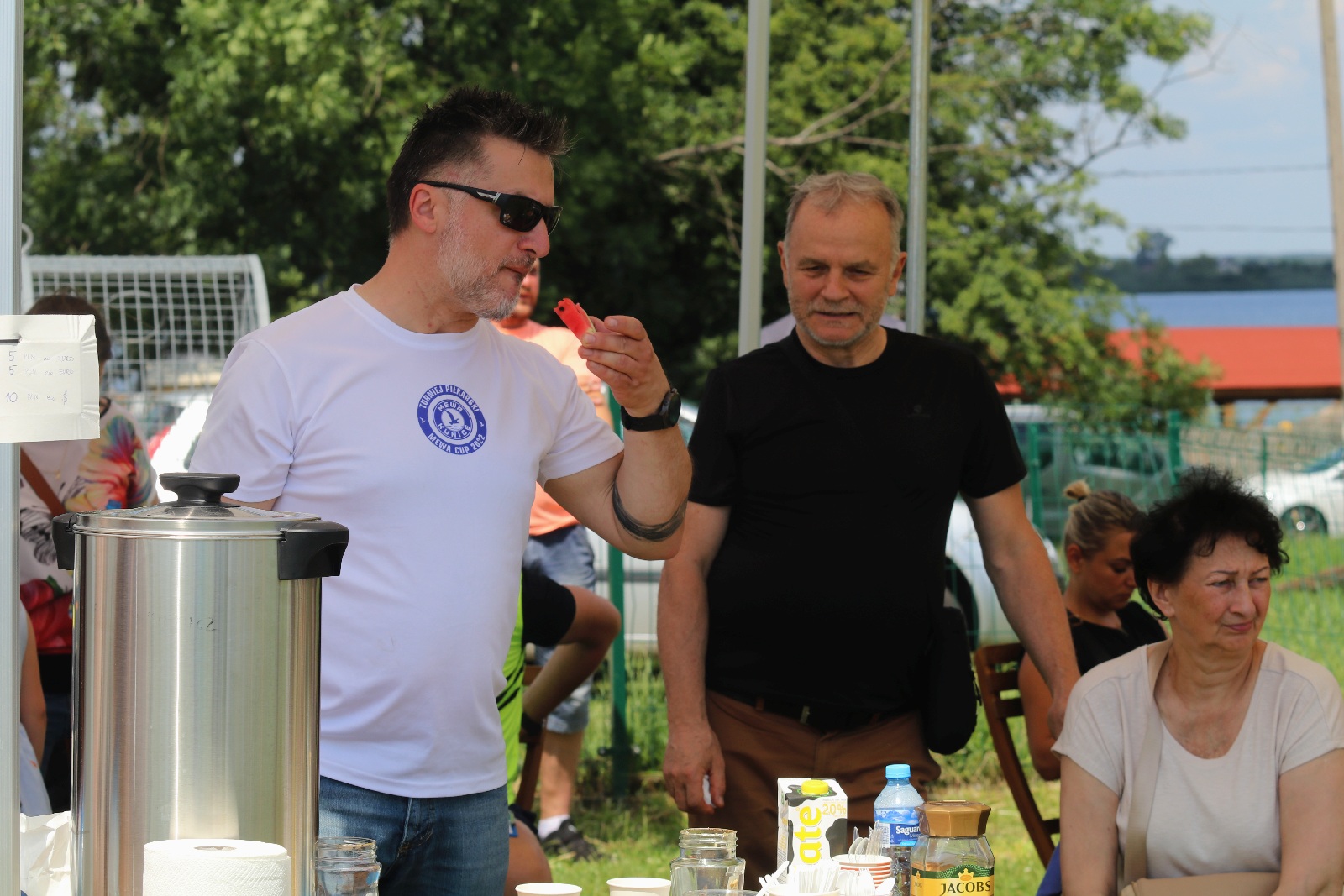 Dziesięć drużyn rywalizowało w turnieju Mewa Macron Cup