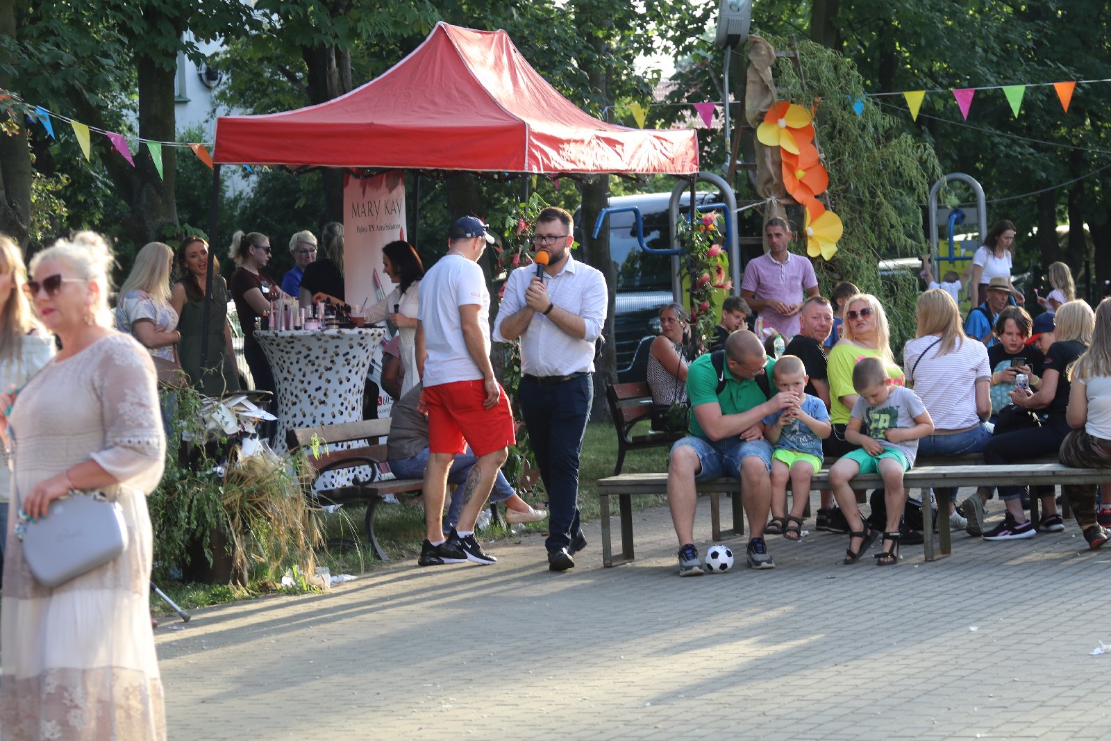 Świetna zabawa podczas Biesiady Sąsiedzkiej w Koskowicach