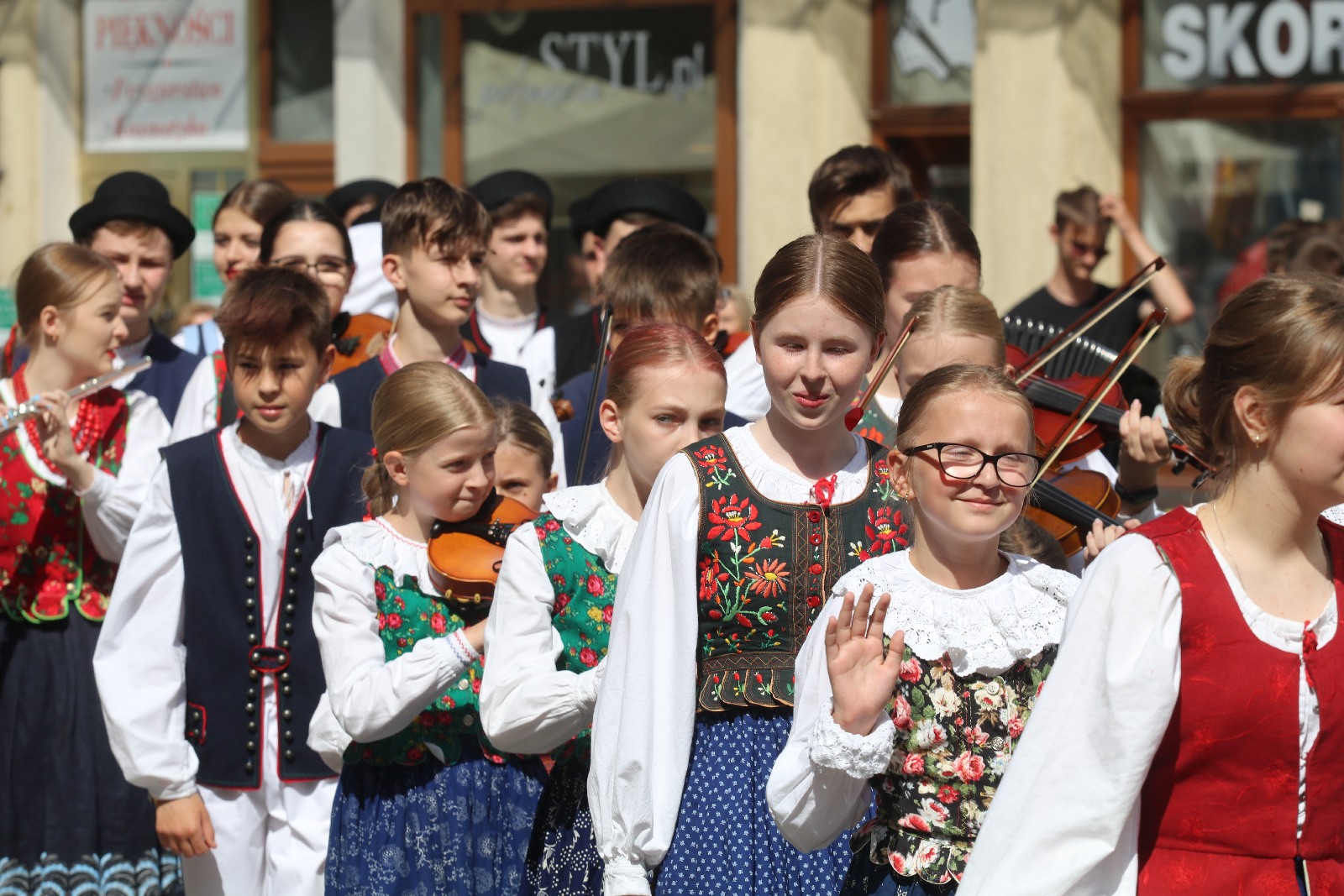 Świat pod Kyczerą zagościł w poniedziałek w Legnicy