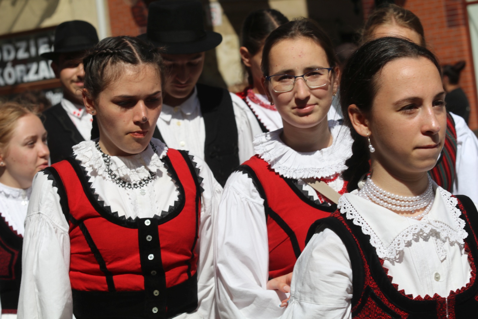 Świat pod Kyczerą zagościł w poniedziałek w Legnicy