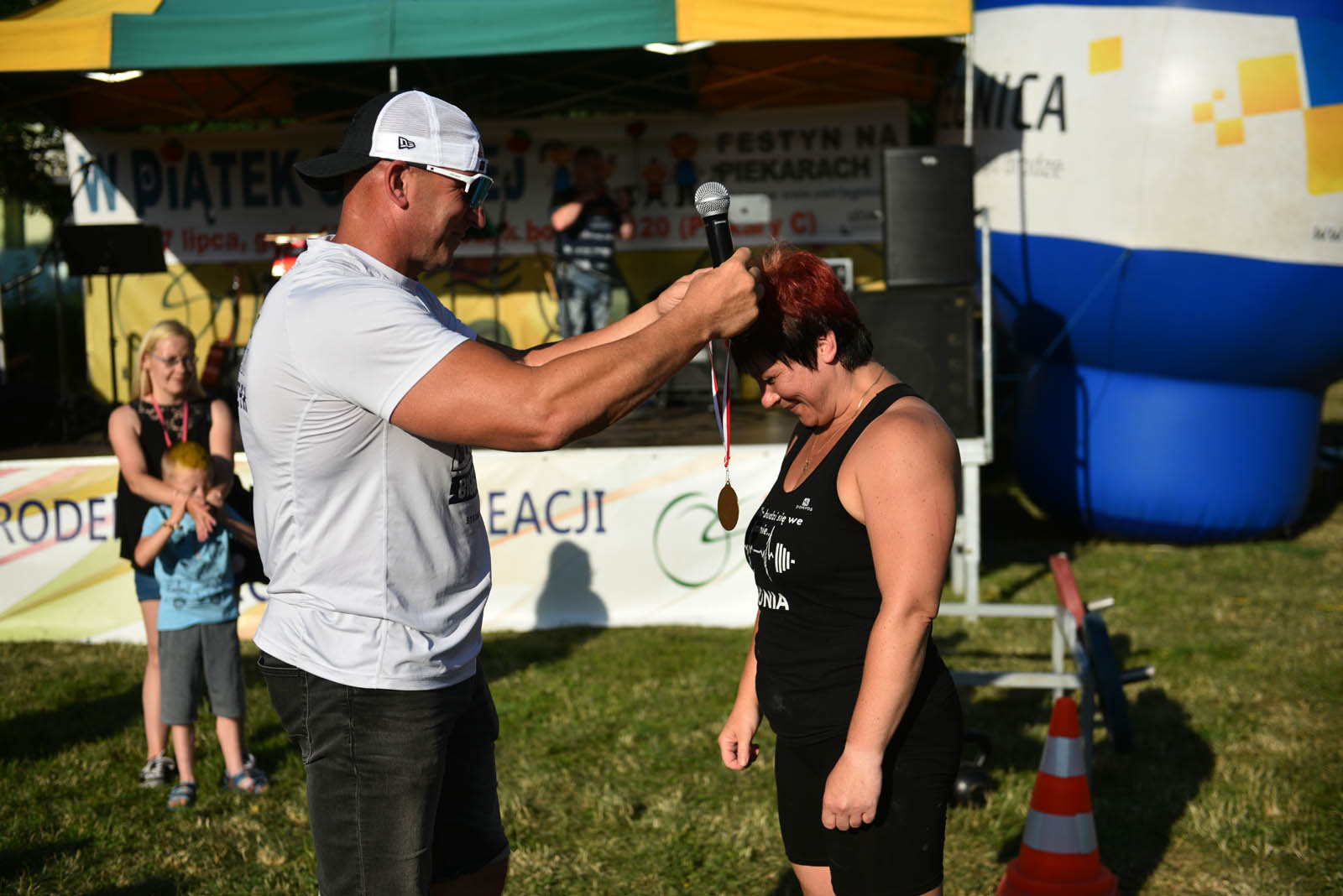 „W piątek o piątej”, czyli sąsiedzka zabawa na Piekarach