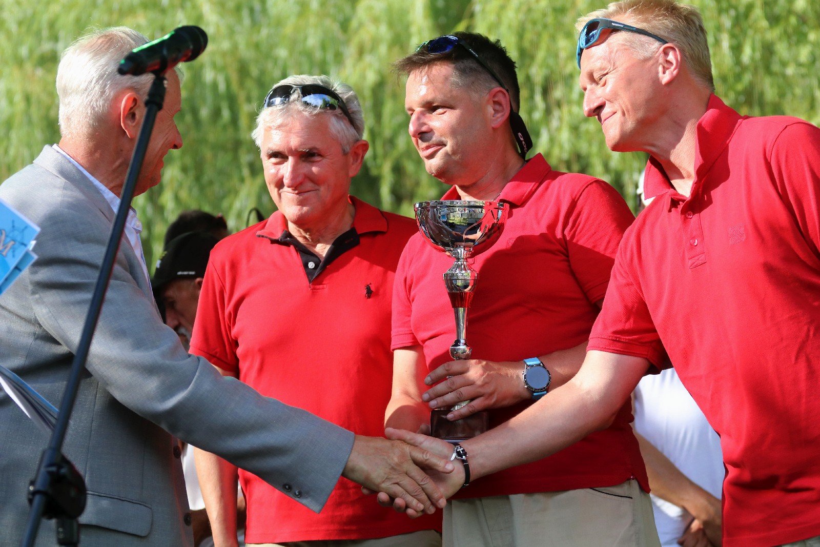 Puchary i dyplomy dla najlepszych w Regatach o Puchar Wójta