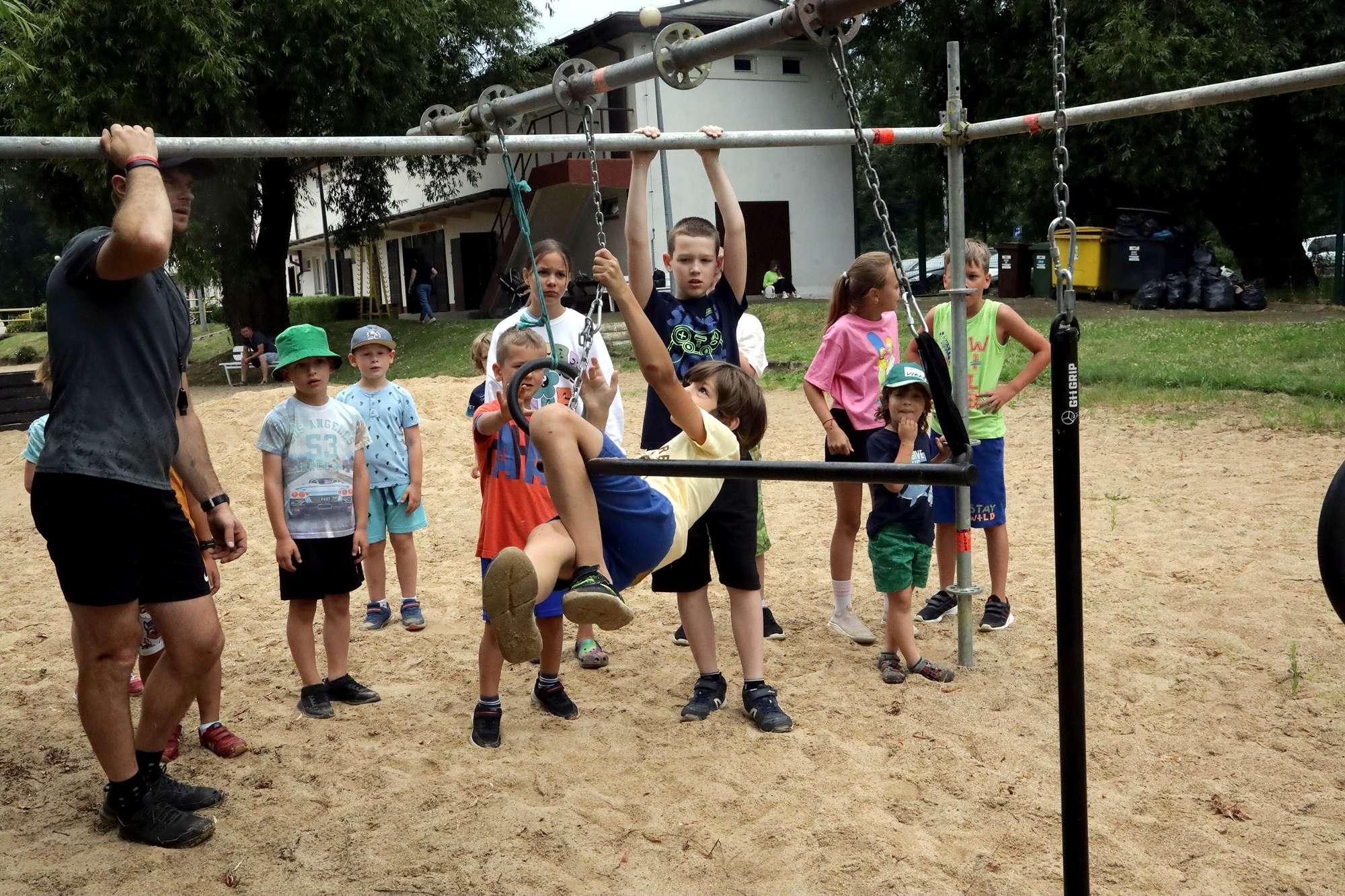 Ninja Kids pokonuje przeszkody na kąpielisku Kormoran