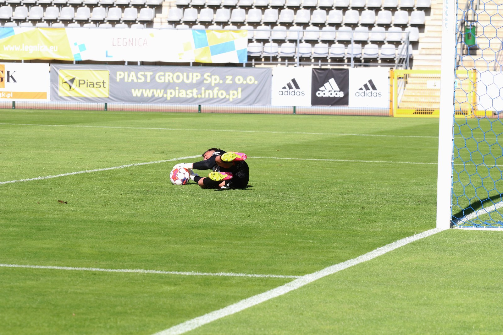 Miedź Legnica wygrywa w sparingu z drugoligowym KKS Kalisz