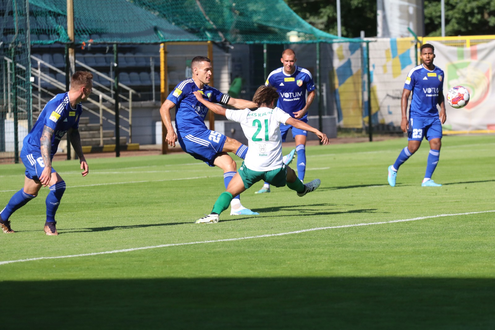 Miedź Legnica wygrywa w sparingu z drugoligowym KKS Kalisz